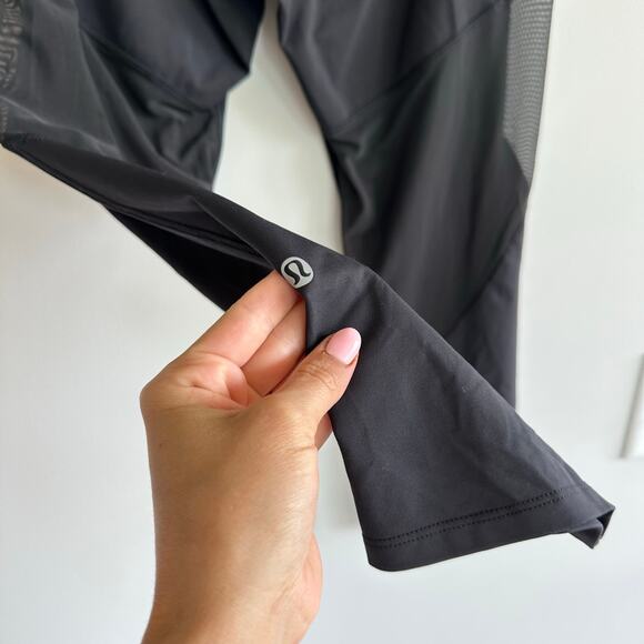 Lululemon Mesh Detail Zipper Pockets Cropped Leggings Black 10 - Picture 9 of 9